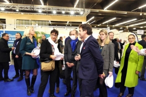 CA FAIT DU BIEN DE SE RETROUVER  ! Une petite phrase sur toutes les lèvres au Salon des maires de Côte d'Or